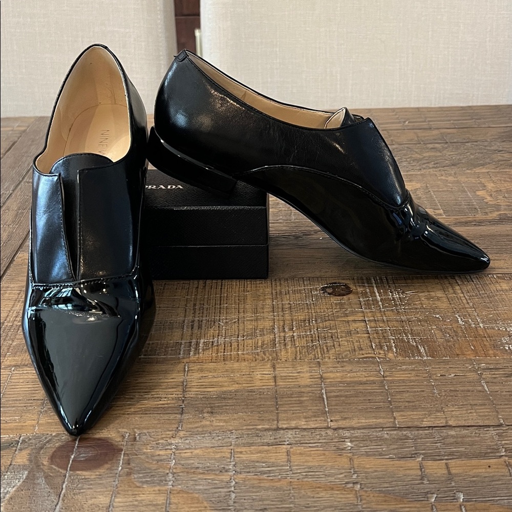 Women’s Black Tuxedo Dress Shoes